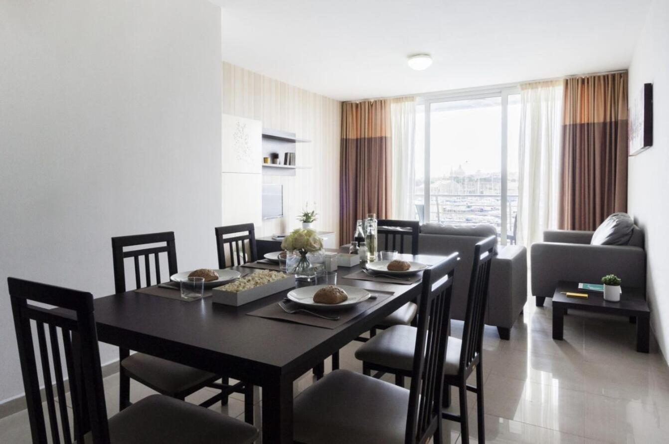 Valletta View Apartments By St Hotels Gzira Esterno foto